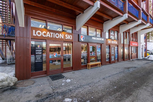 Photo du magasin Precision Ski Charmettoger &agrave; Arc 1800