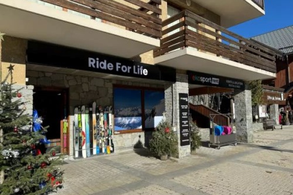 Photo du magasin Ekosport-rent Ride For Life &agrave; Vaujany