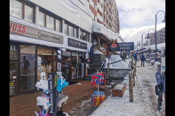 Photo du magasin Monkey riders à Tignes Le Lac