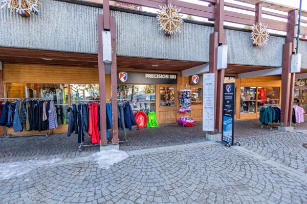 Photo du magasin Precision Ski Galerie du Charvet &agrave; Arc 1800