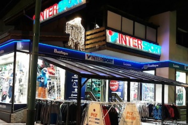 Photo du magasin Val d'Oisans aux Deux Alpes