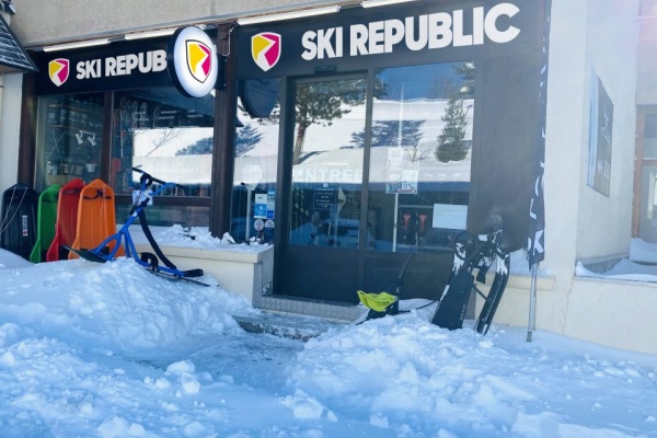 Photo du magasin Ski Republic Les Glovettes Sport Evalsion &agrave; Villard de Lans