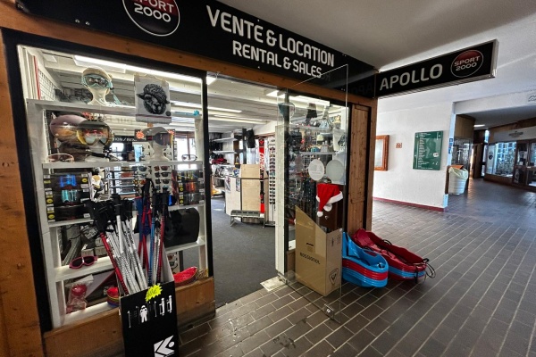 Photo du magasin Apollo au Corbier