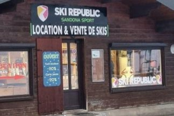 Ski Republic 3 Rue du T&eacute;l&eacute;si&egrave;ge  Sandona Sport
